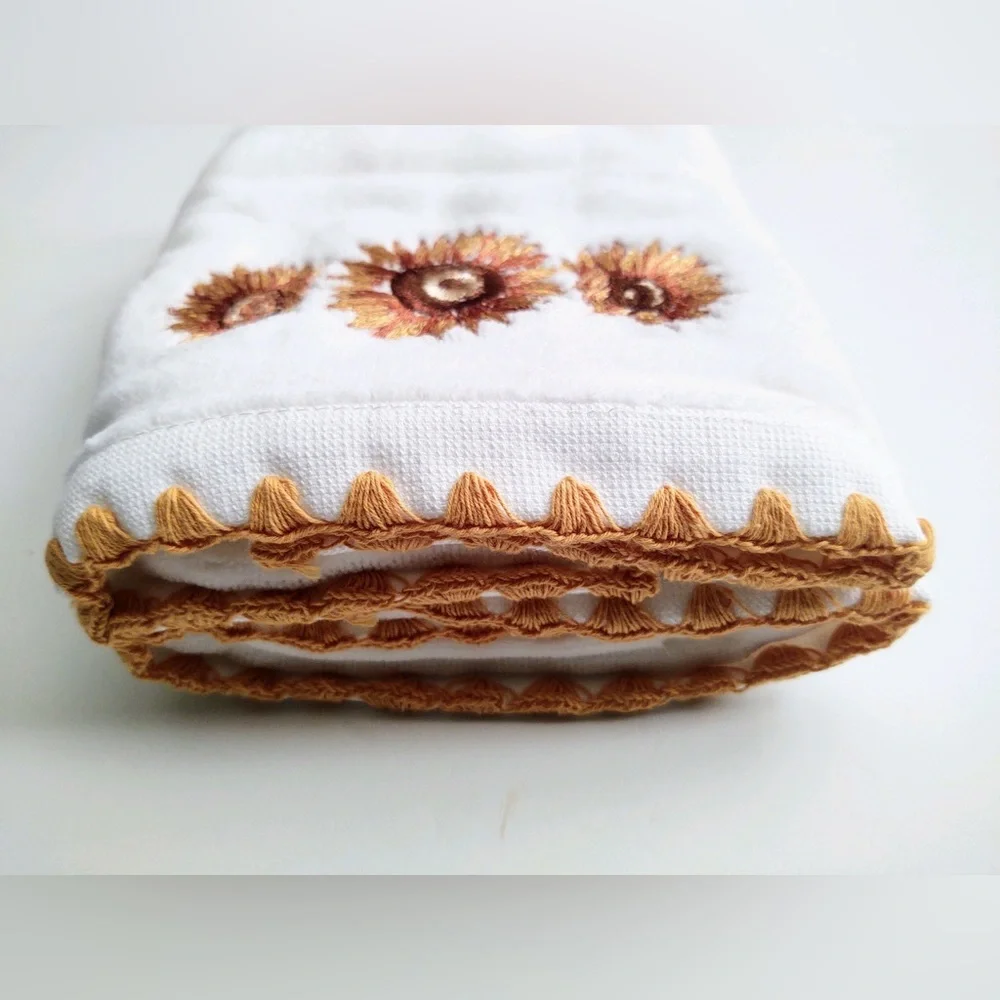 2pc CARO HOME 100% Cotton Hand Bath Towel Set With Sunflower - White